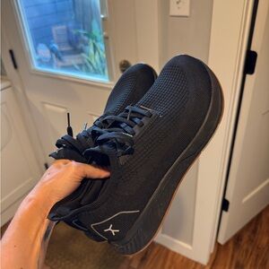 Flux Footwear Black Running Shoe